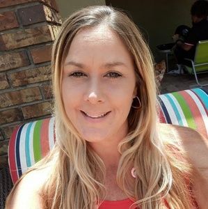 Meet your Posher, Vicky